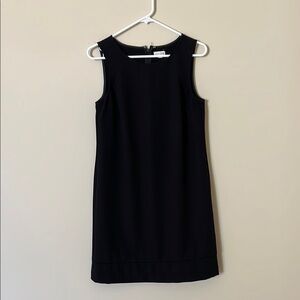 Classic Black Sleeveless Shift Dress